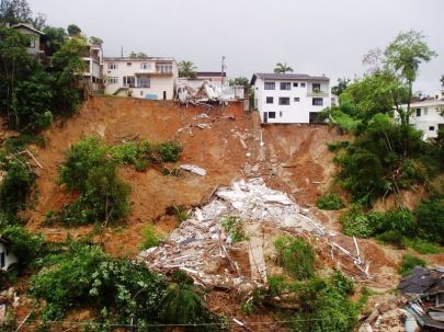 Deslizamento em Blumenau. Foto: Divulgação Deslizamento em Blumenau. Foto: Divulgação